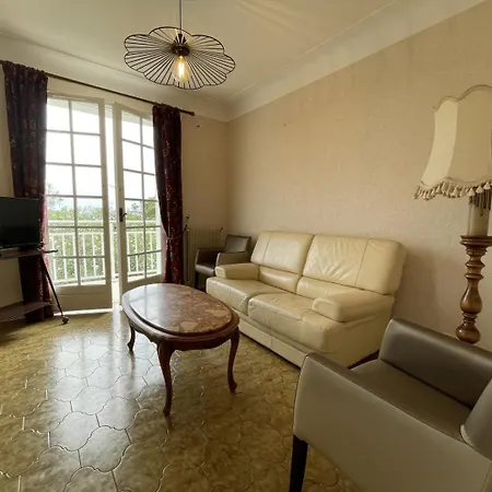 Trescoigt Holiday home L'Hopital-d'Orion